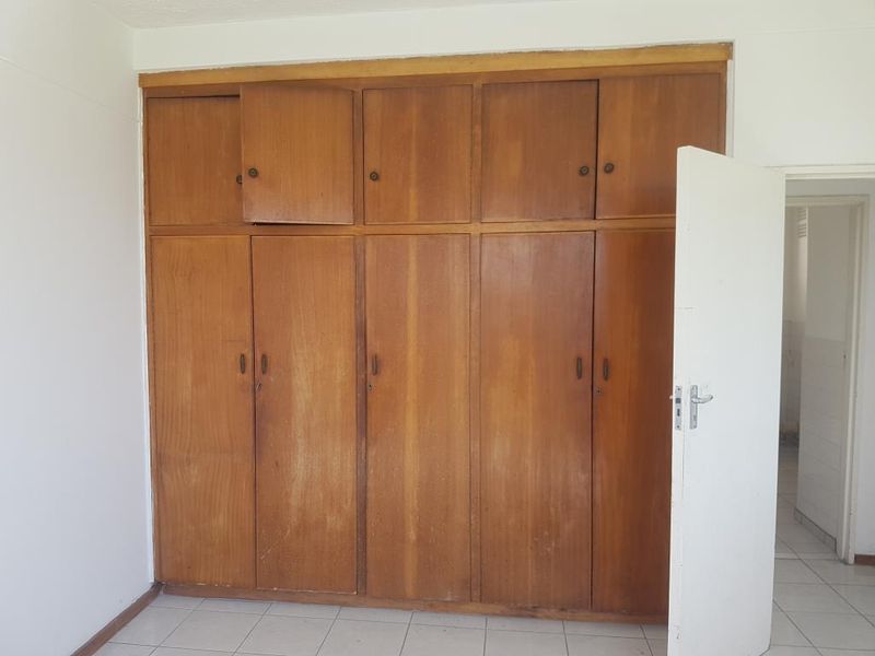 Charming One Bedroom Apartment for Rent in Belvedere Court, Southernwood - Photo 8