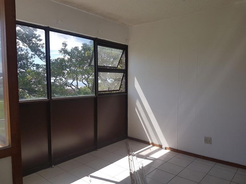 Charming One Bedroom Apartment for Rent in Belvedere Court, Southernwood - Photo 7