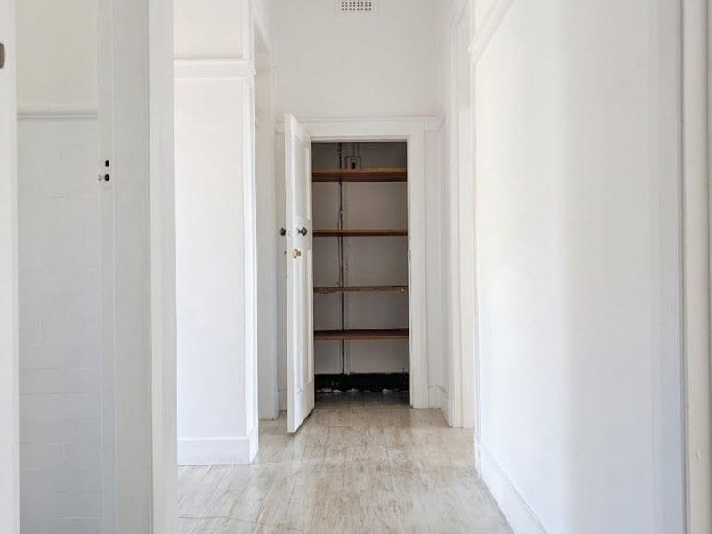 OLD WORLDE CHARM SET IN A PEACEFUL ATMOSPHERE - Photo 6