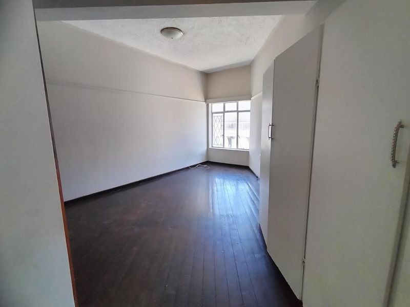 Spacious Bachelor Flat in Mount Nelson, Belgravia - Photo 3