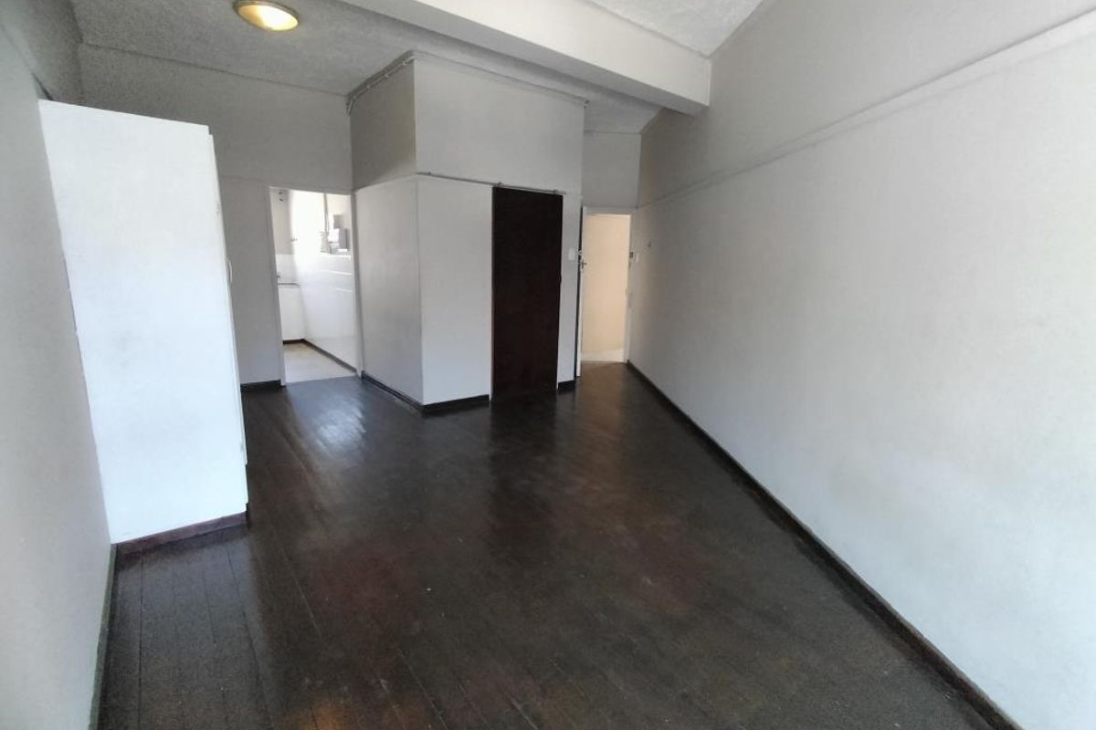 Spacious Bachelor Flat in Mount Nelson, Belgravia - Photo 4