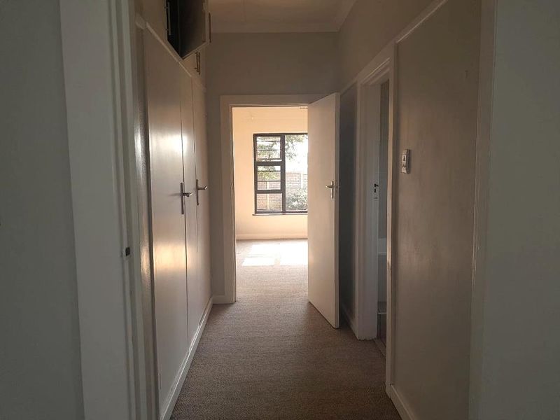 Spacious 3 Bedroom House in Harewood Drive, Nahoon - Photo 9