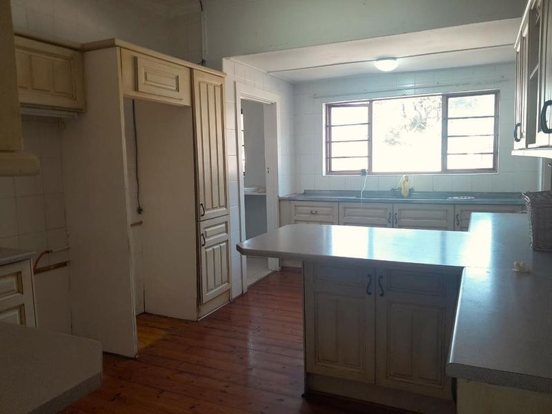 Spacious 3 Bedroom House in Harewood Drive, Nahoon - Photo 7