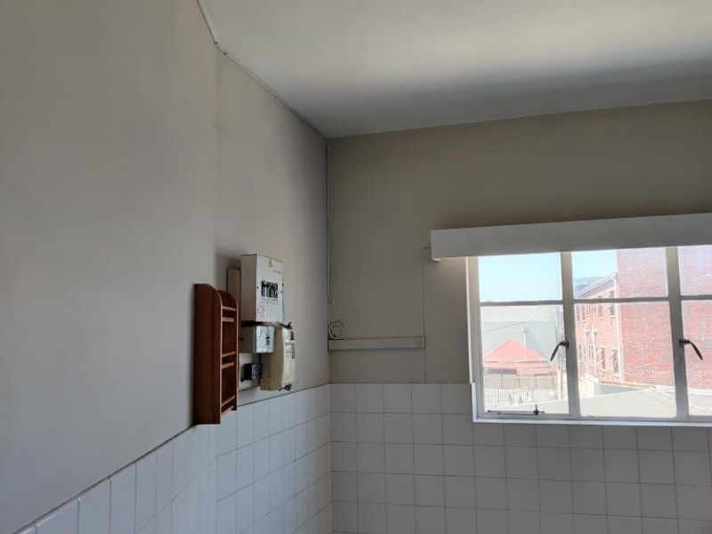 Flat 1, Selwyn Court- Flats  - Photo 10