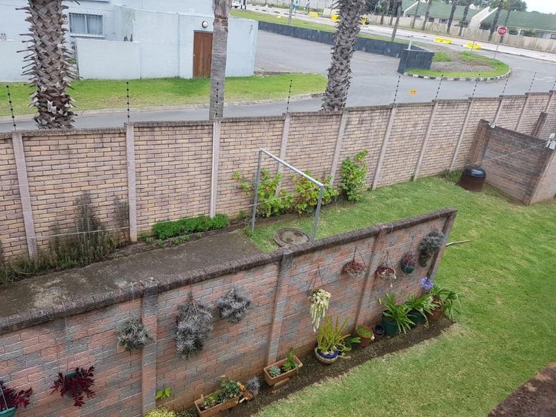Cozy 1 Bedroom Townhouse For Rent in Palm Grove, Gonubie - Photo 8