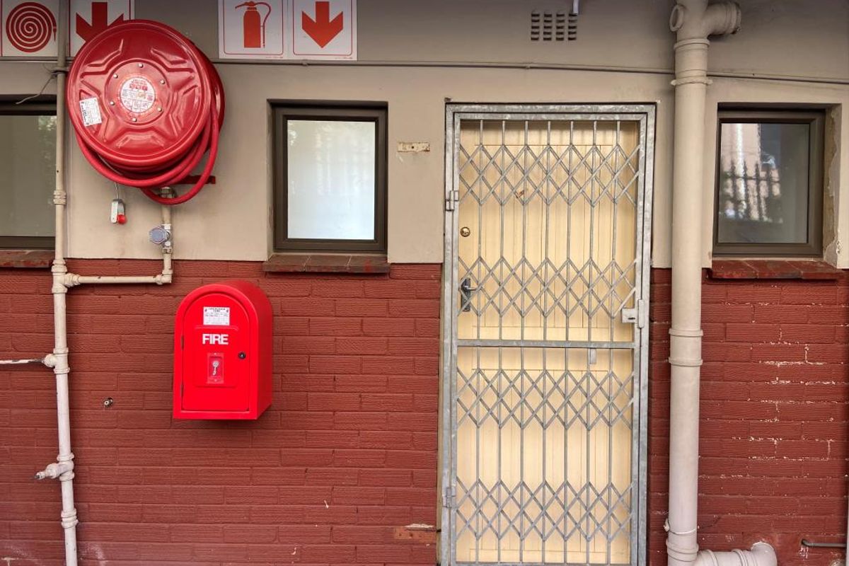 Property in Sydenham for you with parking  - Photo 4