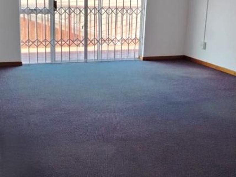 Office Space For Rent in Schwedhelm Centre, Gonubie - Photo 3