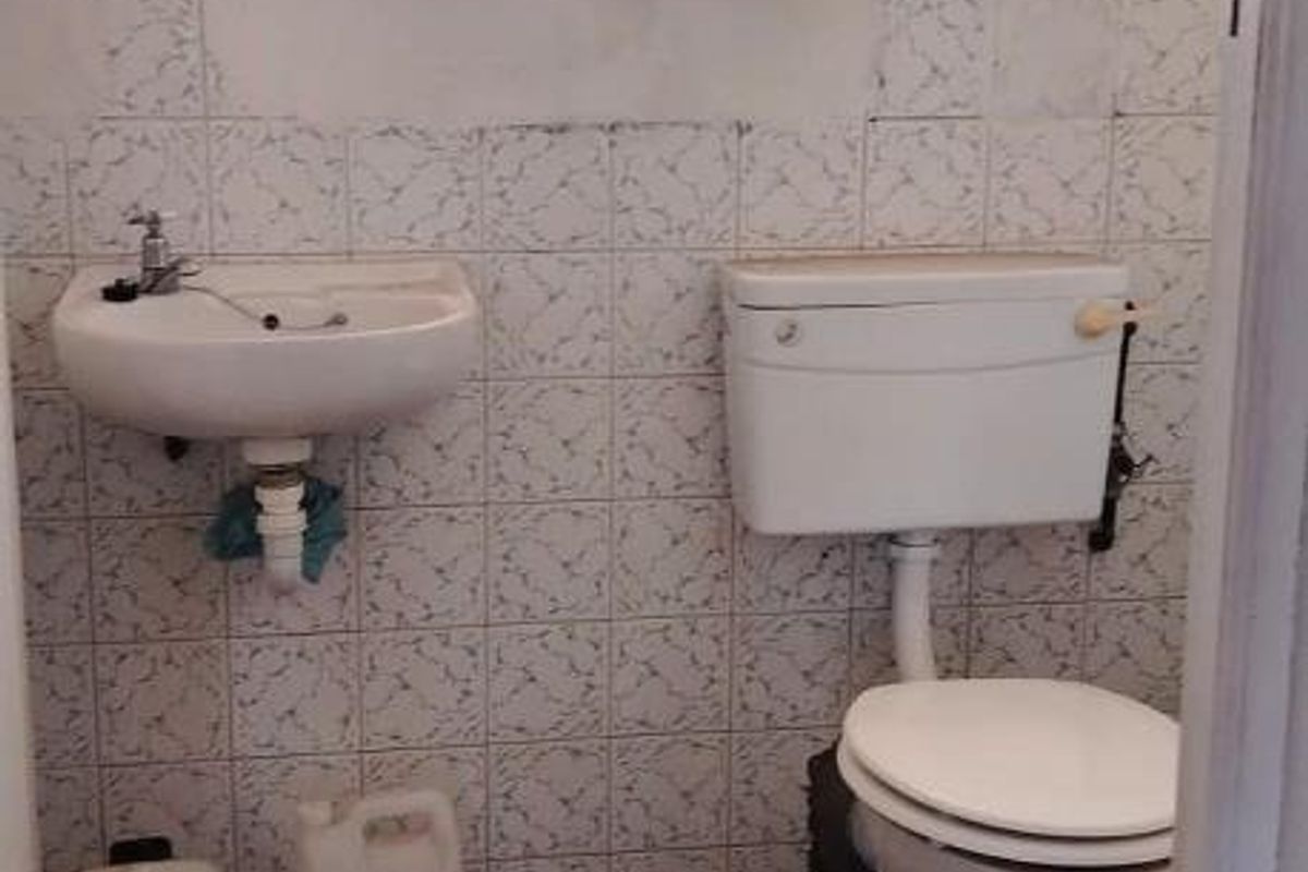 Office Space For Rent in Schwedhelm Centre, Gonubie - Photo 5