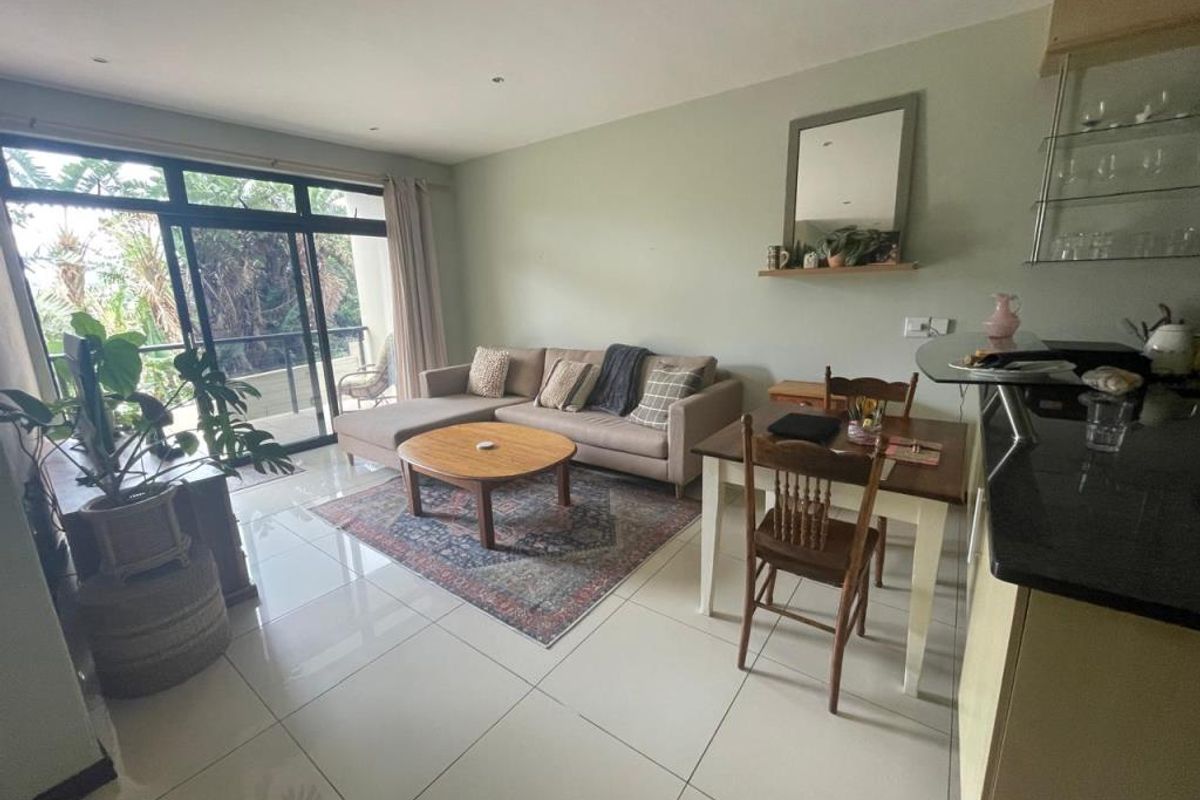 Well-maintained two-bedroom apartment in Furstenburg Grand, Nahoon - Photo 5