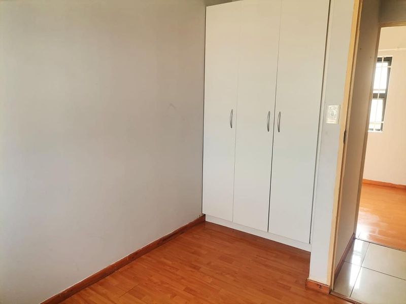 Spacious 3 Bedroom House in Dante Street, Haven Hills |On sales market |Single Garage - Photo 8