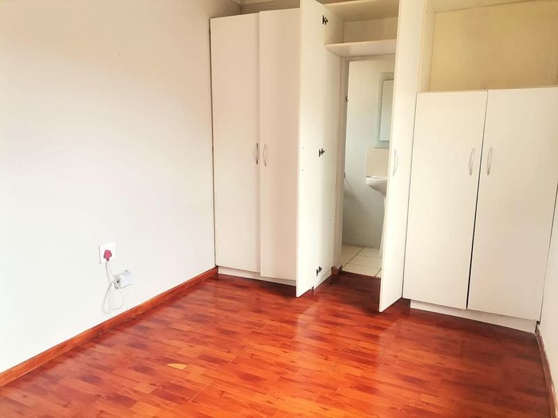 Spacious 3 Bedroom House in Dante Street, Haven Hills |On sales market |Single Garage - Photo 6
