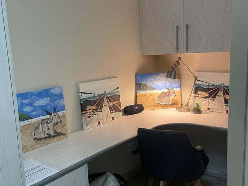 Spacious 3-Bedroom Family Home with Deck & Entertainment Area in Panorama Place, Gonubie - Photo 6