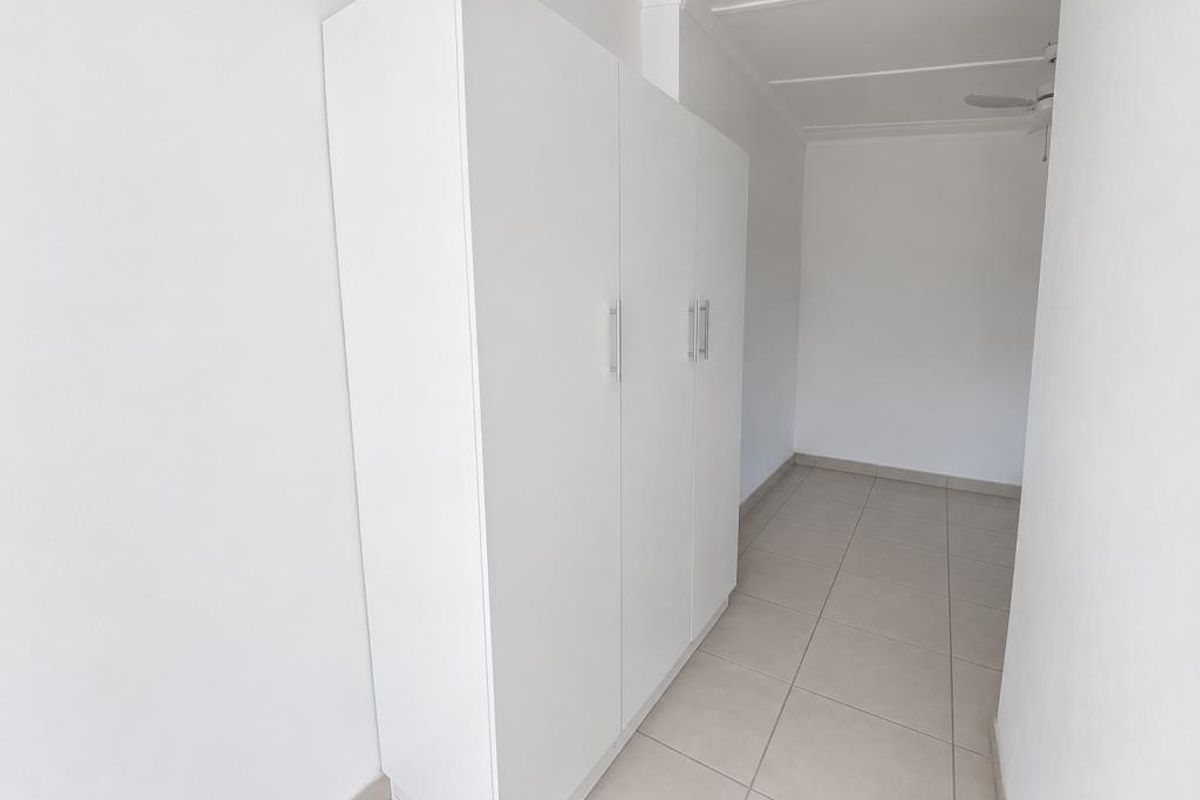 Bright Bachelor Flat For Rent in Berea - Photo 5
