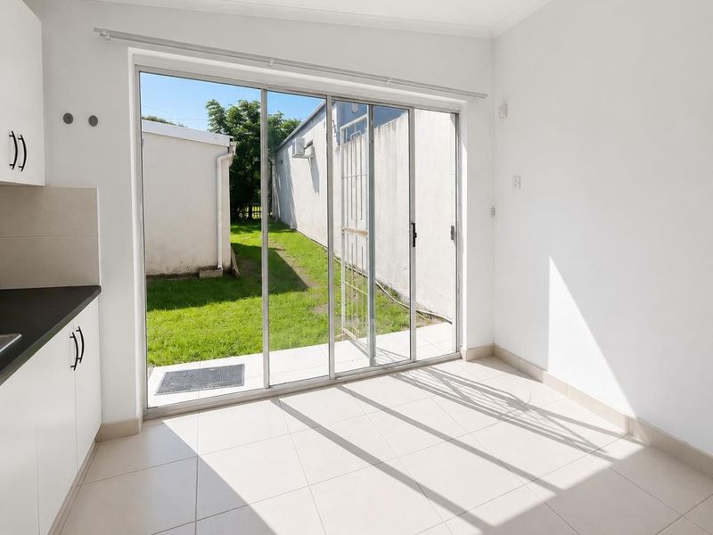 Bright Bachelor Flat For Rent in Berea - Photo 4
