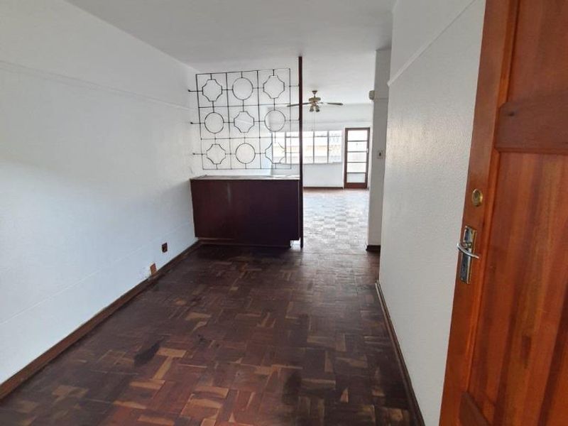 Centrally Located 1-Bedroom Flat for Rent - Southernwood - Photo 3