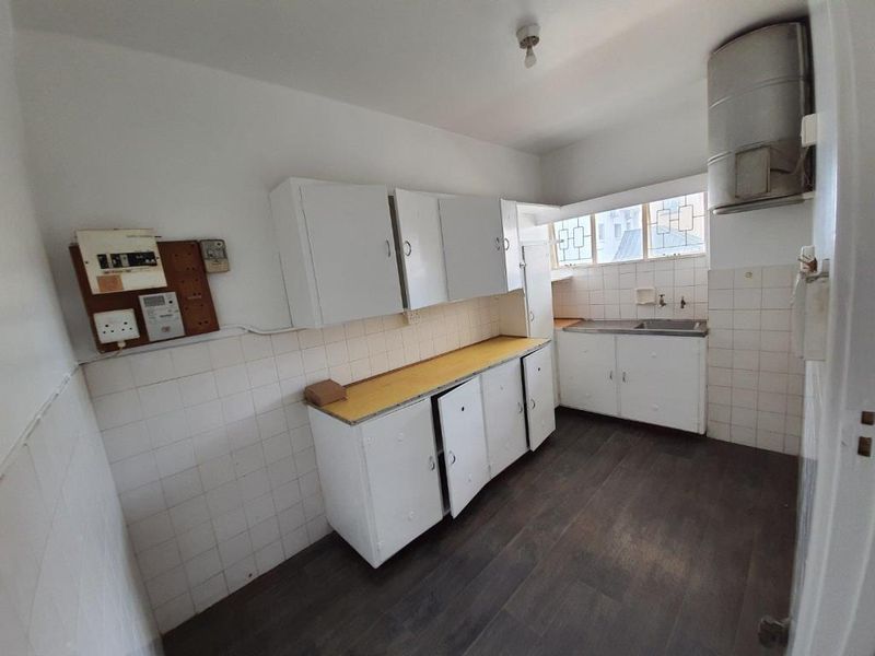 Centrally Located 1-Bedroom Flat for Rent - Southernwood - Photo 7