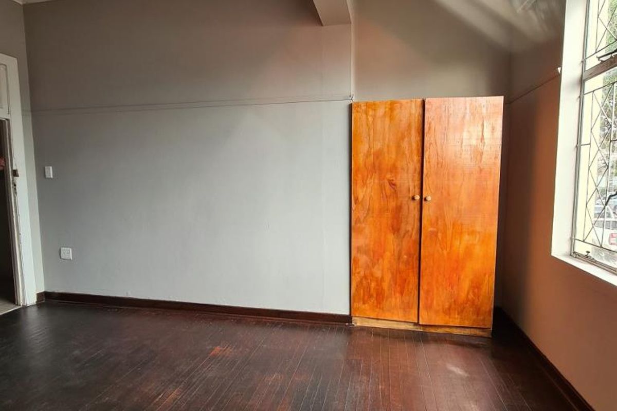 Spacious Room to Rent – Melanie Lodge, St Peters Road, Southernwood - Photo 4