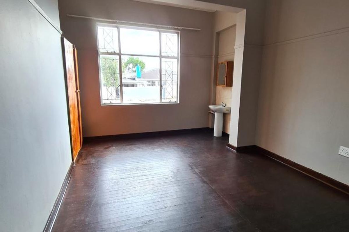 Spacious Room to Rent – Melanie Lodge, St Peters Road, Southernwood - Photo 2