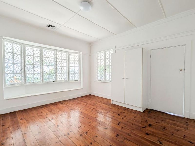 Stunning three bedroom home with pool and granny flats - Dont  delay viewing this one - Photo 5