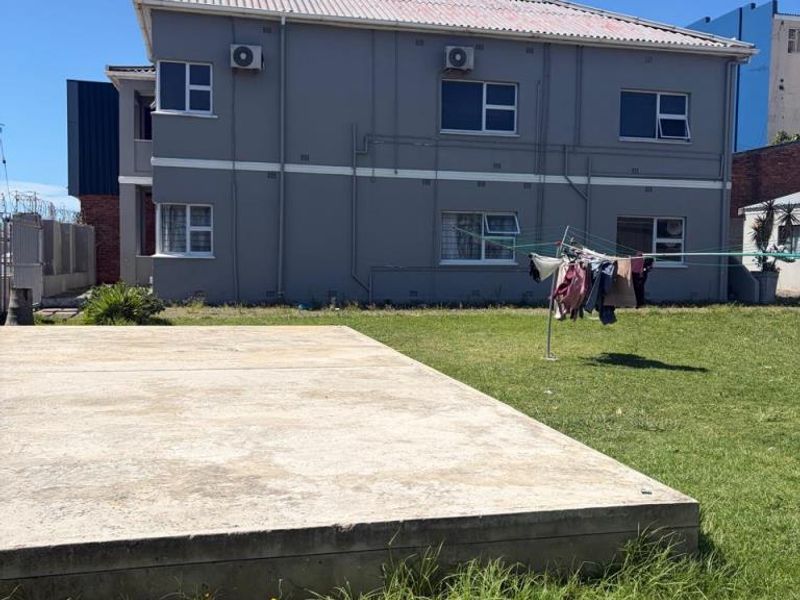 Spacious Two Bedroom Flat for Rent – Comfortable & Convenient Living! - Photo 8