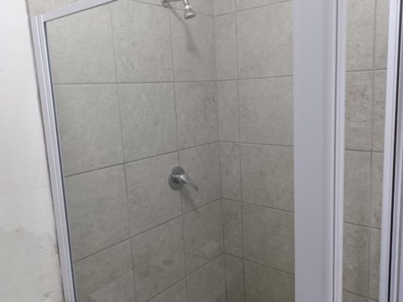 Spacious Two Bedroom Flat for Rent – Comfortable & Convenient Living! - Photo 6