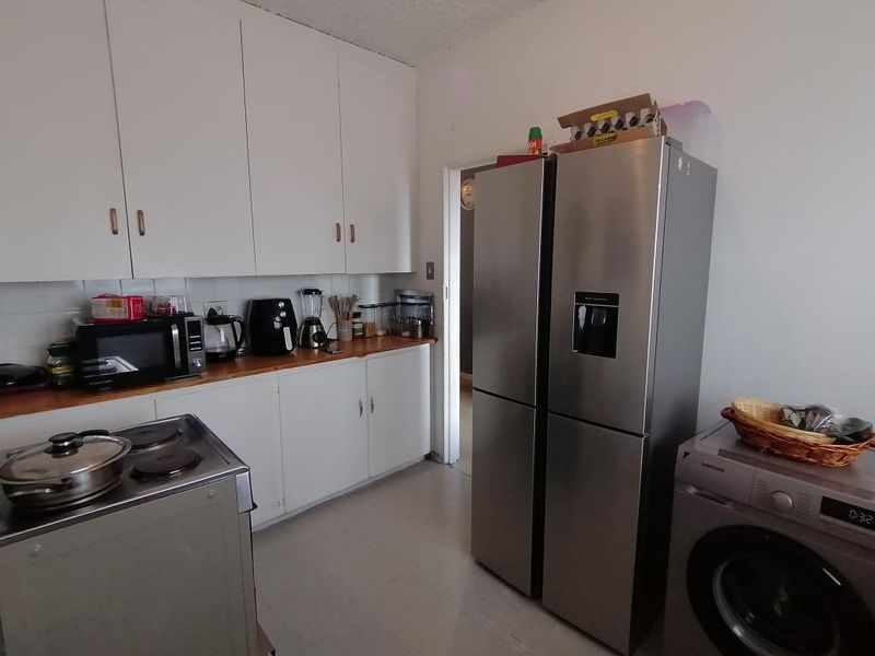 Beautiful Two Bedroom Flat For Rent in Elamcon Court, Amalinda - Photo 5