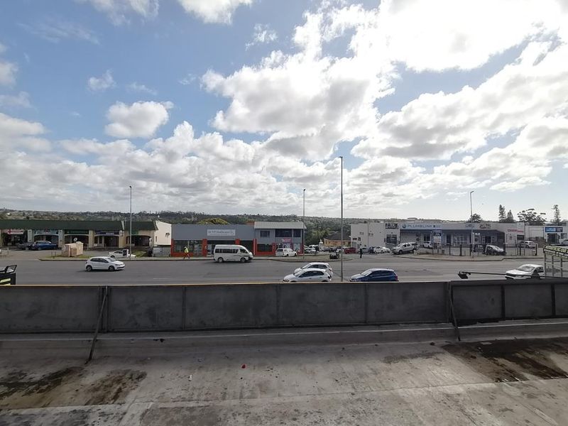 Beautiful Two Bedroom Flat For Rent in Elamcon Court, Amalinda - Photo 9