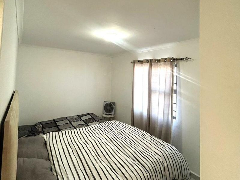 Modern 3-Bedroom Apartment in Rosy Ridge Complex in Gonubie |Pet Friendly |Parking |Security - Photo 7