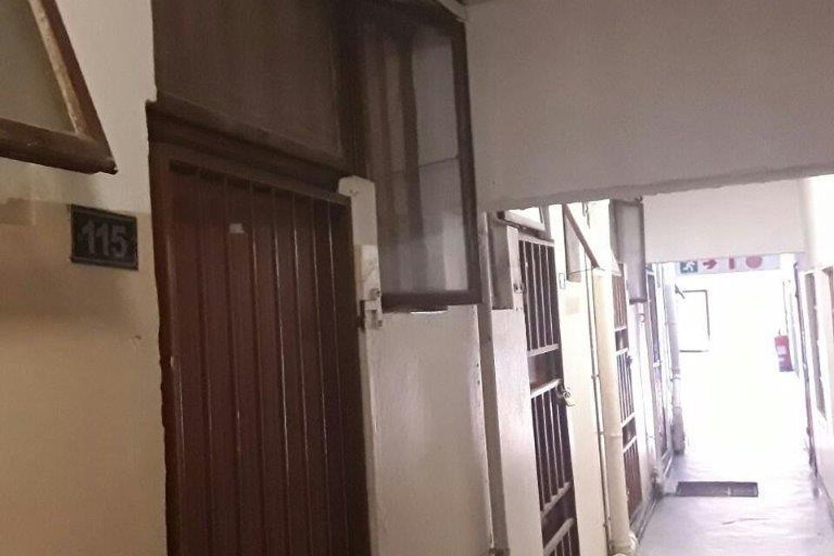 IF YOU ARE LOOKING FOR AFFORDABLE ACCOMMODATION THEN THIS IS FOR YOU, AS WELL AS BEING IN THE HEART OF DURBAN CENTRAL CLOSE TO ALL YOUR NEEDS - Photo 5