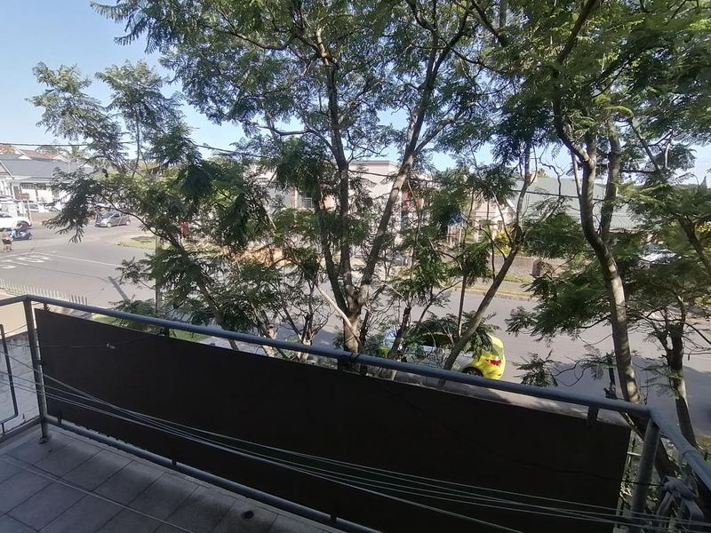 Perfectly Positioned 1-Bedroom Gem in Sherwood Court, Southernwood - Photo 10