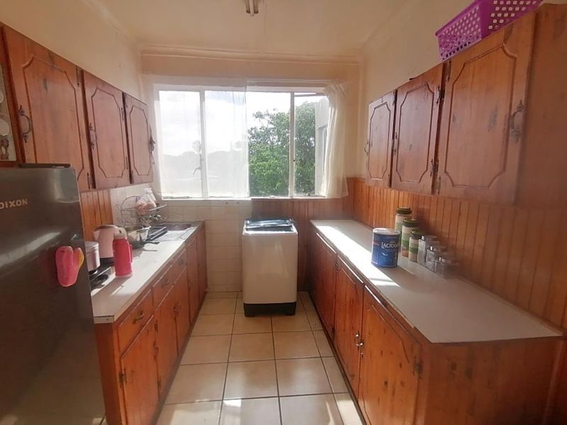 Neat 1 Bedroom Apartment to Rent in Joy-Anne Heights - Photo 2