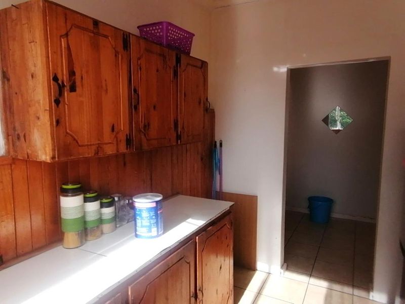 Neat 1 Bedroom Apartment to Rent in Joy-Anne Heights - Photo 3