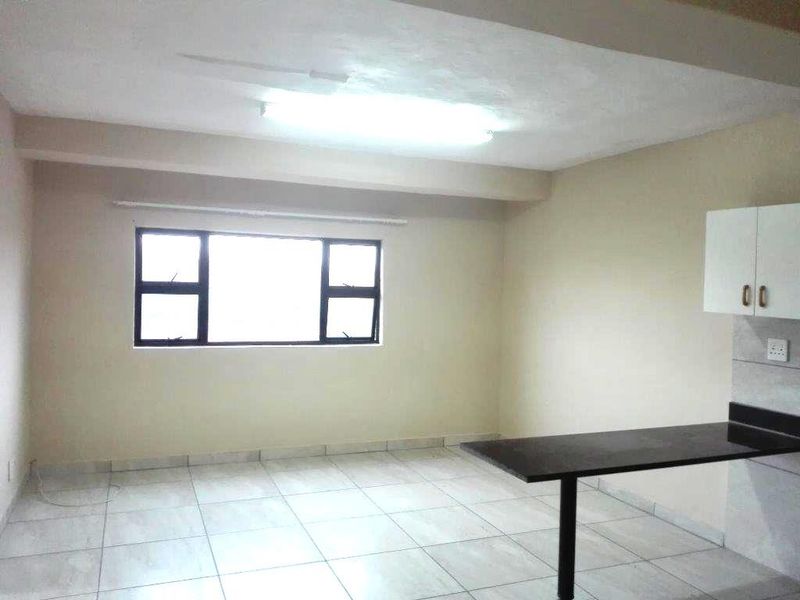 ISIPINGO BEACH UNITS AVAILABLE WITH PARKING AT SANDFIELDS - Photo 9