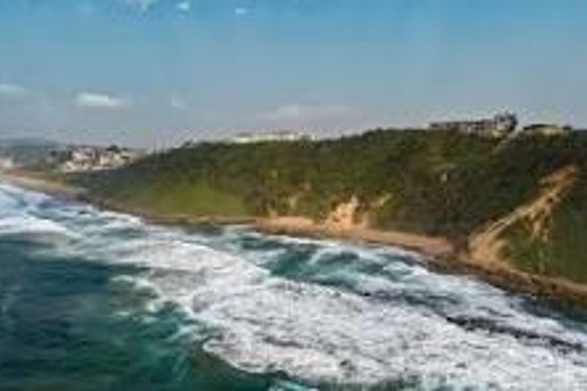 ISIPINGO BEACH UNITS AVAILABLE WITH PARKING AT SANDFIELDS - Photo 5