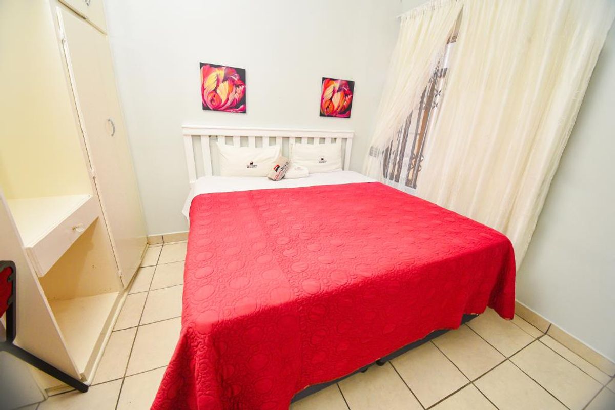 Fully Furnished En-Suite Room to Rent – Mc Jannet Drive - Photo 4