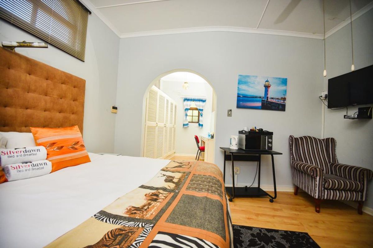 Modern Furnished Bachelor Flat – Mc Jannet Drive - Photo 2