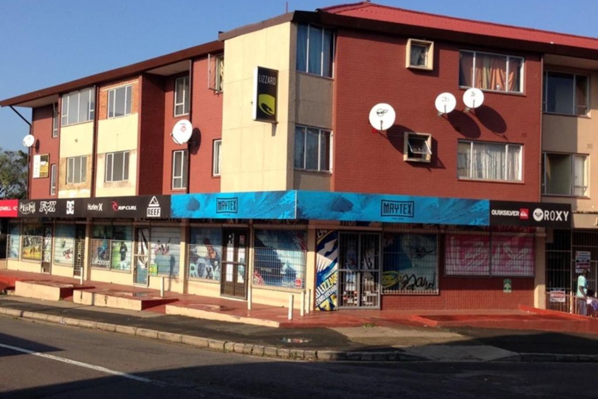 BARTLE CENTRE, UMBILO WE HAVE LARGE UNITS AVAILABLE   - Photo 2