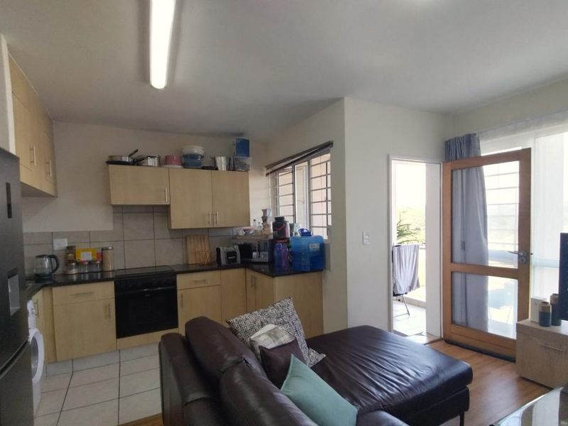 Modern 1-Bedroom Apartment in Triple Point – Comfort & Convenience Combined - Photo 3