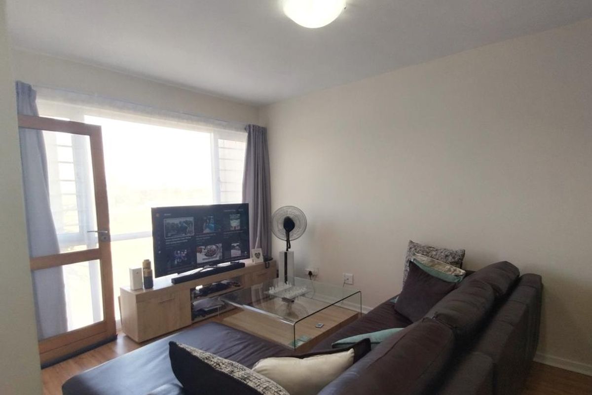 Modern 1-Bedroom Apartment in Triple Point – Comfort & Convenience Combined - Photo 2