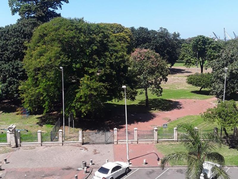 IN THE HEART OF DURBAN CITY CENTRE.  - Photo 6