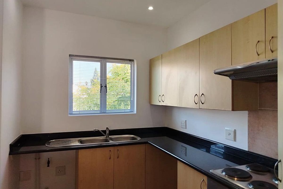 Modern 1-Bedroom Apartment in Coralwood, Beaconhurst - Photo 5