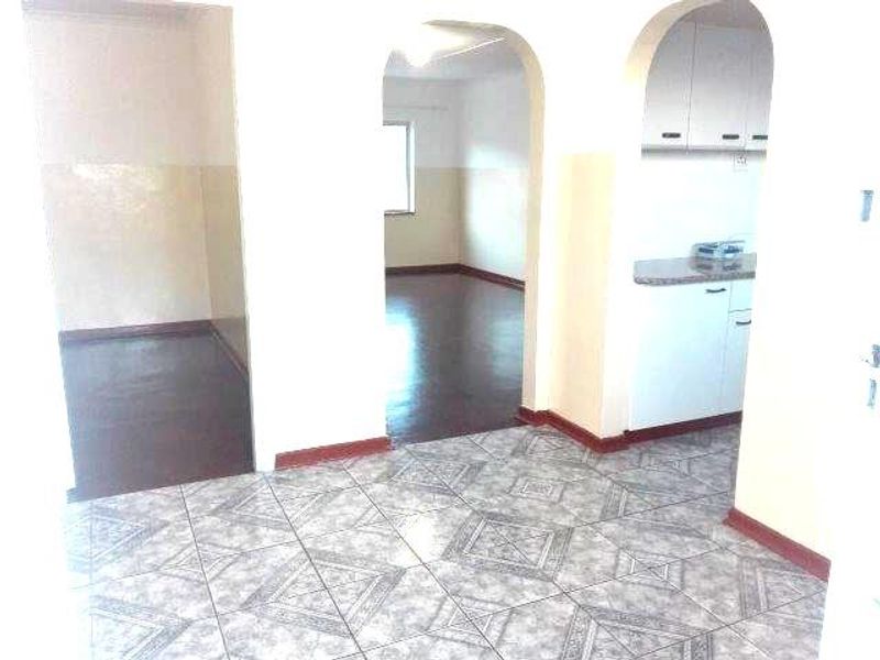 Well-Located Two-Bedroom Apartment on the Bluff - Photo 7