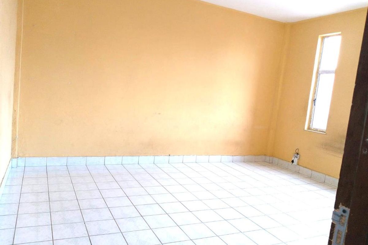 Prime Location in Sought-After Umbilo Area - Photo 2