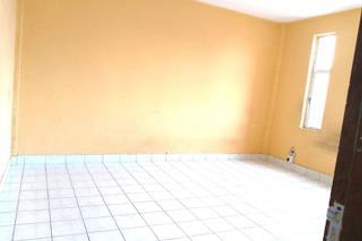 Newly Renovated Bachelor Apartments in Umbilo - Affordable Living | Available Immediately - Photo 2