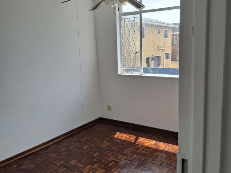 Two bedroom available in Glenwood Durban  with under cover parking - Photo 3