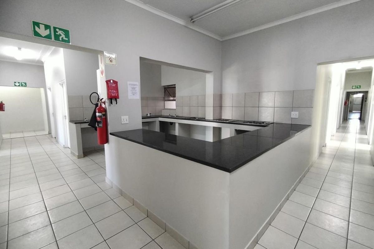 Room For Rent in North Street, East London Central - Photo 4