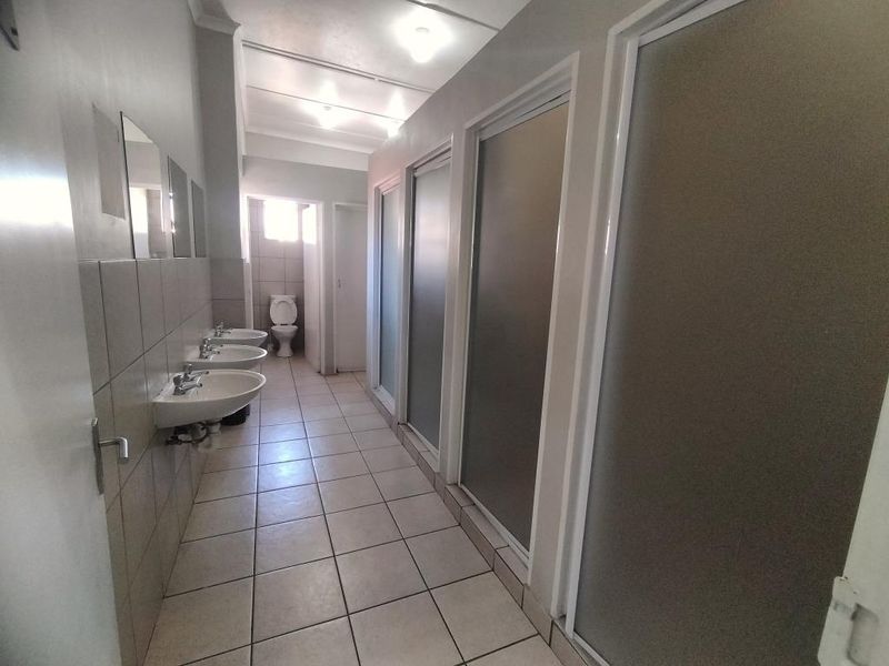 Room For Rent in North Street, East London Central - Photo 6