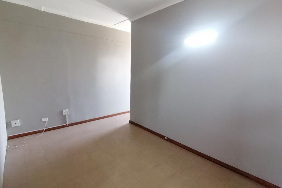 Newly Renovated 2-Bedroom Apartment in Belvedere Court, Southernwood - Photo 4