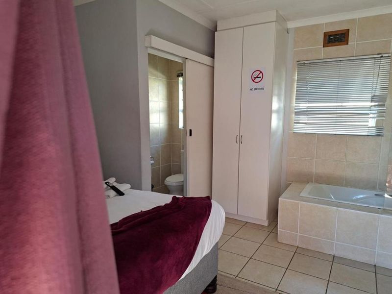 Comfortable Furnished Room Available in Panorama Place, Gonubie - Photo 2