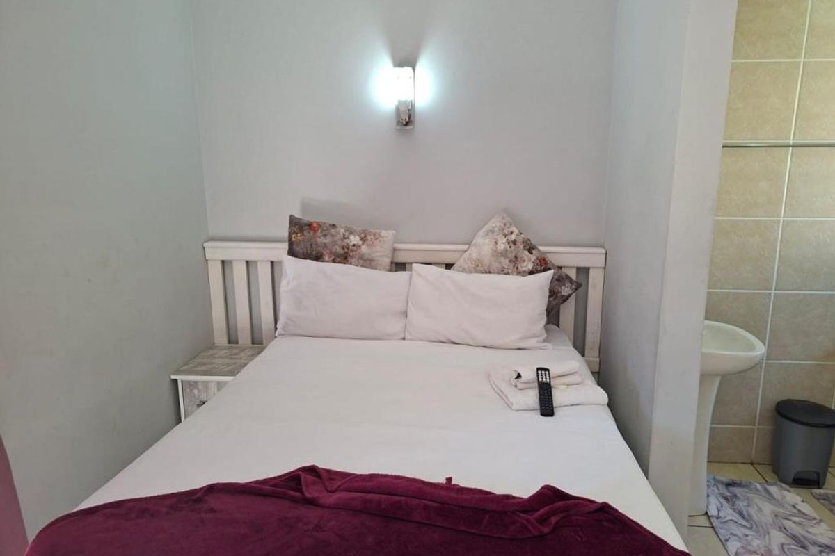 Comfortable Furnished Room Available in Panorama Place, Gonubie - Photo 3